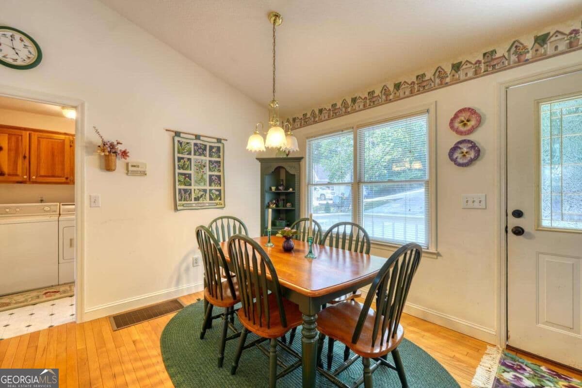 4 bedroom, 3 bathroom, 2,112 sq ft single family residence for sale at 103 M And M Place LOT #8 & 9, Blairsville, GA 30512 — photo 6