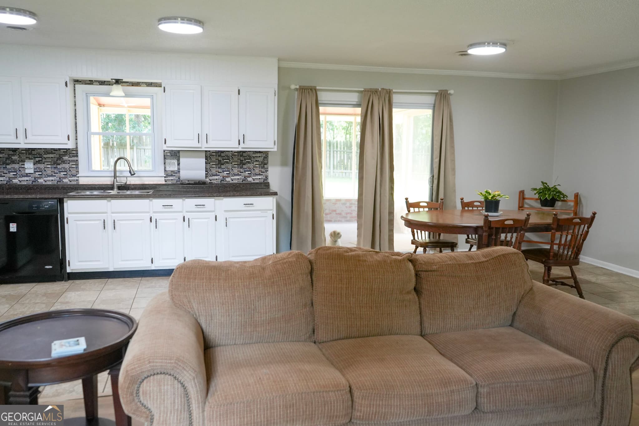 3 bedroom, 2 bathroom, 1,744 sq ft single family residence for rent at 307 Pinewood Drive, Dublin, GA 31021 for $1,550 a month — photo 9