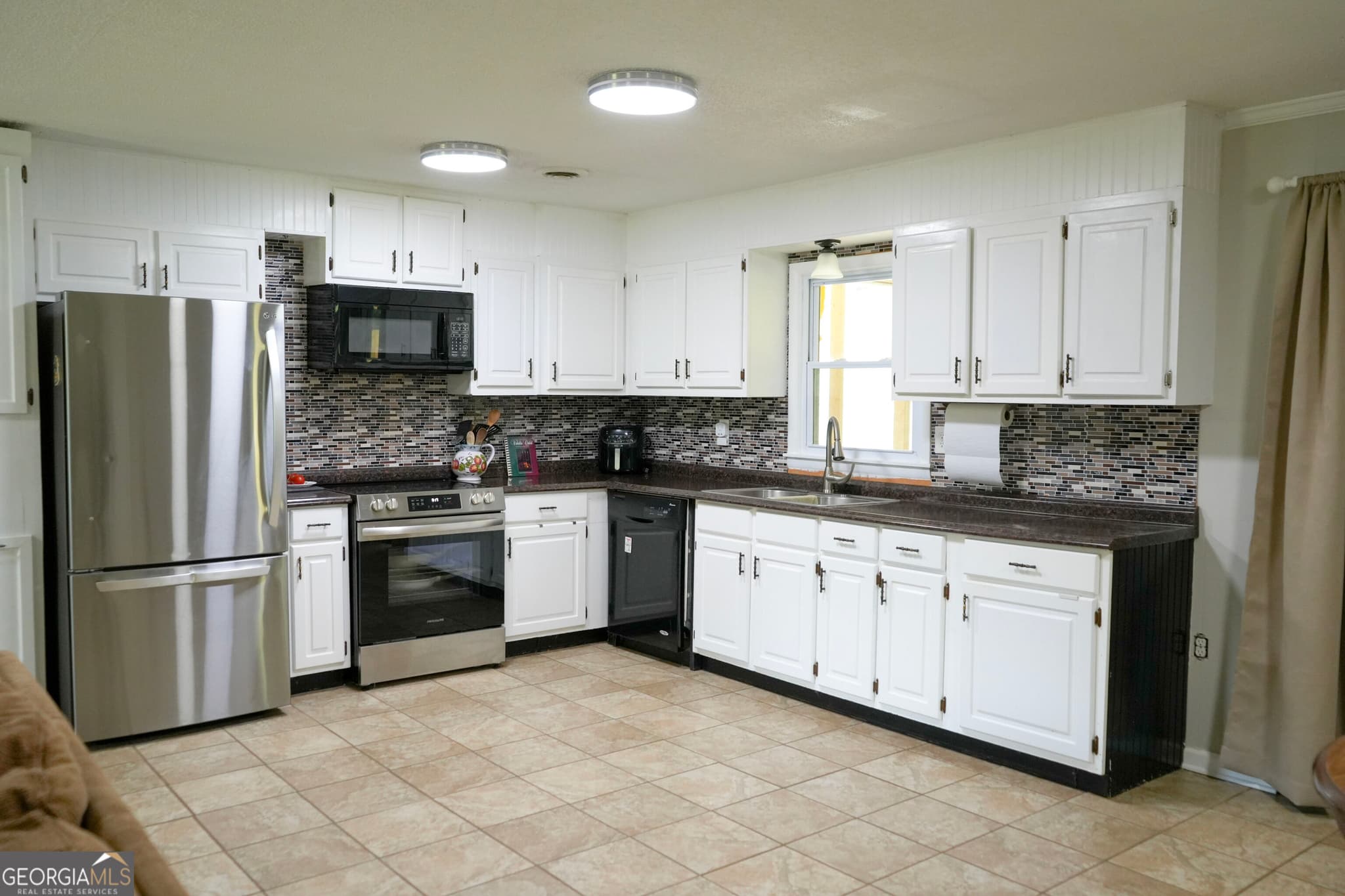 3 bedroom, 2 bathroom, 1,744 sq ft single family residence for rent at 307 Pinewood Drive, Dublin, GA 31021 for $1,550 a month — photo 10