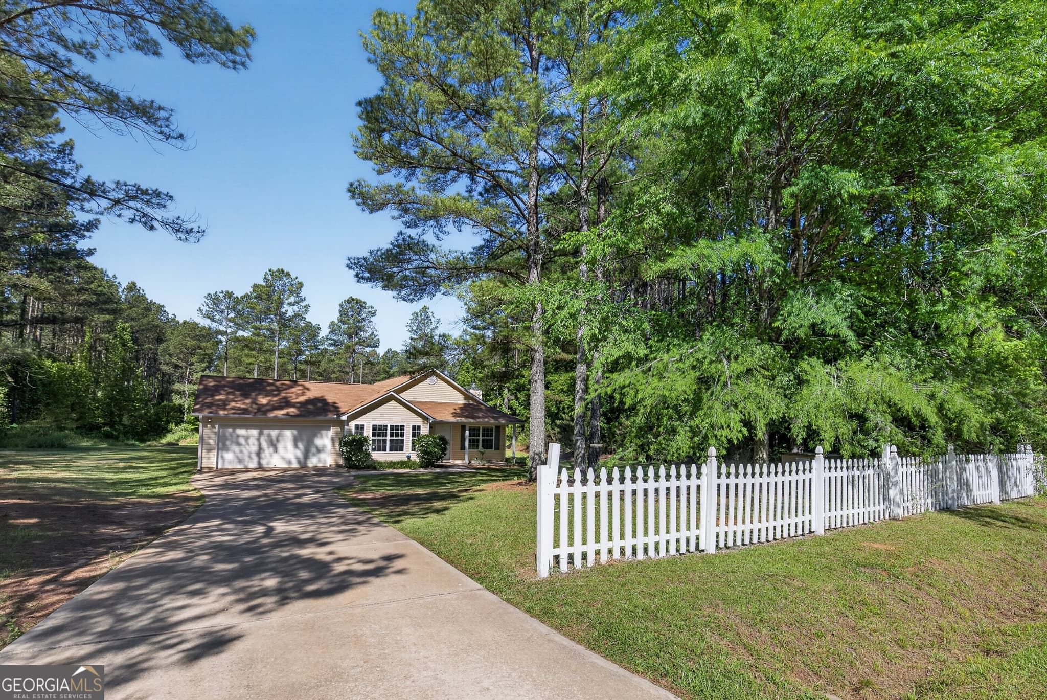 3 bedroom, 2 bathroom, 1,190 sq ft single family residence sold at 459 Bethel Church Road, Luthersville, GA 30251