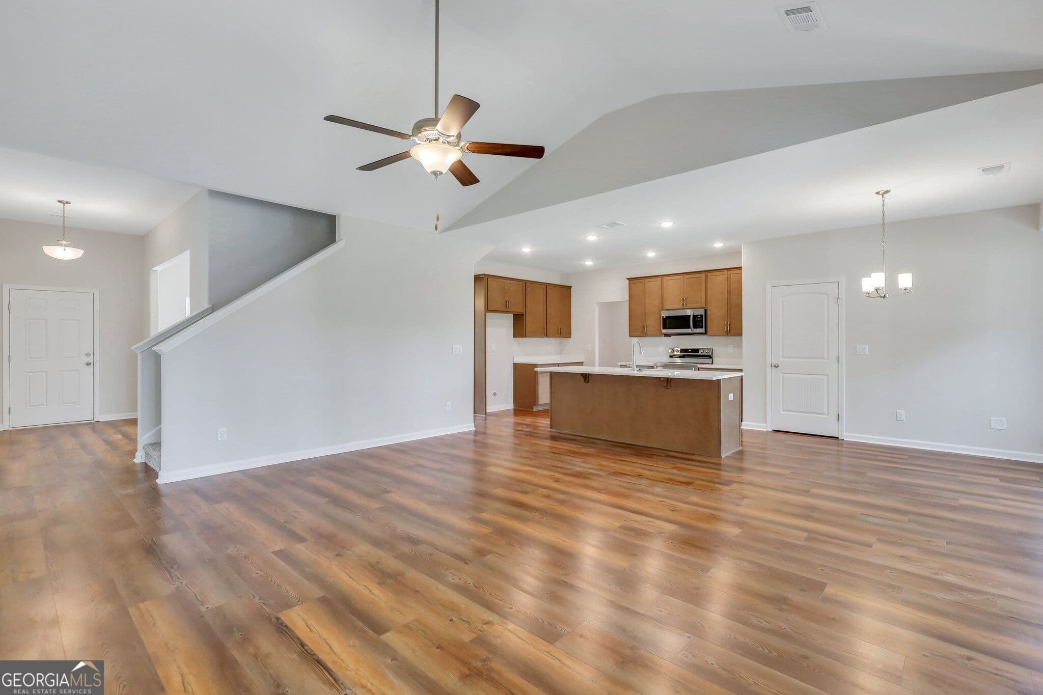 4 bedroom, 3 bathroom, 2,447 sq ft single family residence for sale at 128 Pioneer Way, Kingsland, GA 31548 — photo 4