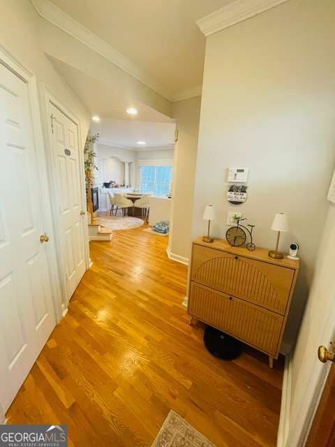 3 bedroom, 2.5 bathroom, 1,850 sq ft townhouse for sale at 8620 Hope Mews Court, Sandy Springs, GA 30350 — photo 8