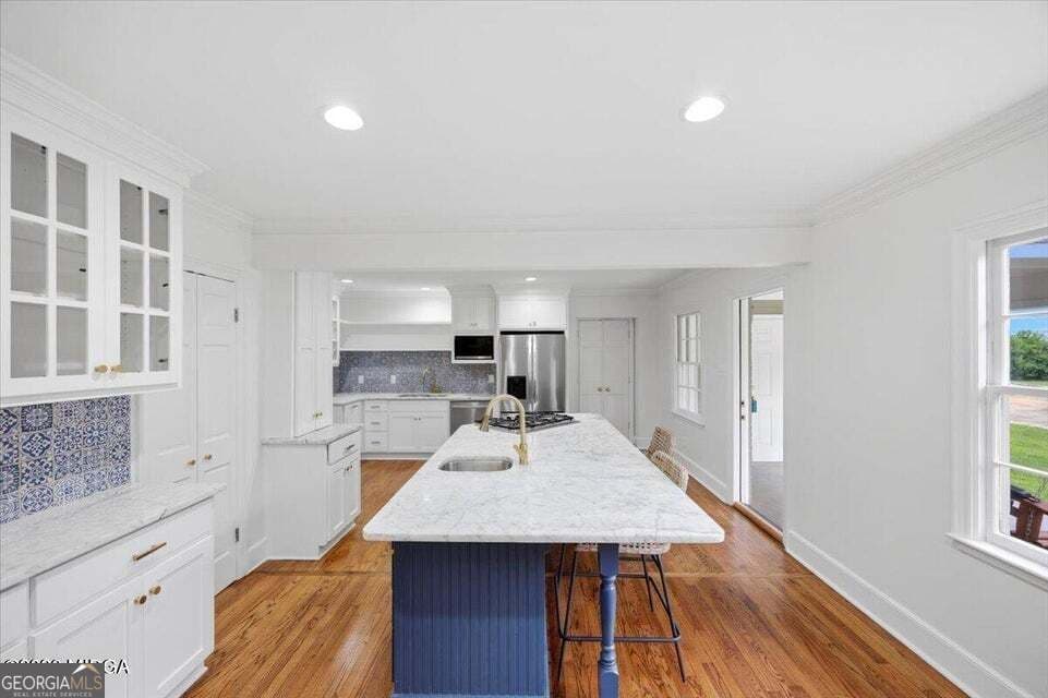 4 bedroom, 4 bathroom, 2,933 sq ft single family residence for sale at 3561 Overlook Avenue, Macon, GA 31204 — photo 6