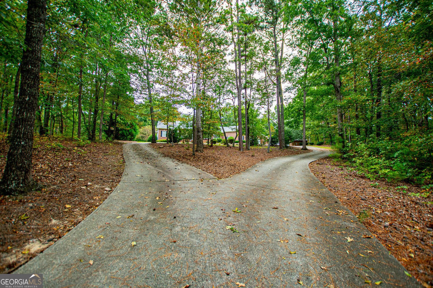 8 bedroom, 5.5 bathroom, 7,503 sq ft single family residence for sale at 9140 Patrick Place, Winston, GA 30187 — photo 8