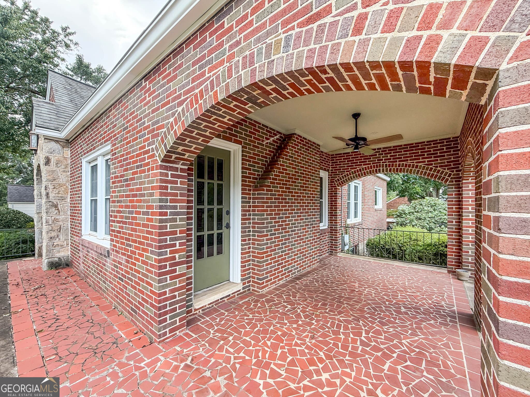 3 bedroom, 2 bathroom, 2,202 sq ft single family residence for rent at 598 Main Street, Palmetto, GA 30268 for $2,600 a month — photo 2