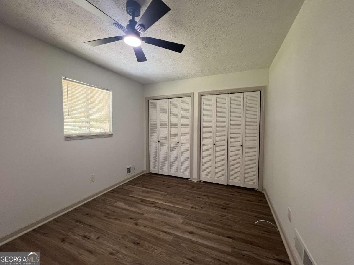 5 bedroom, 3 bathroom, 2,352 sq ft single family residence for rent at 5760 Penfield Place, Atlanta, GA 30349 for $3,200 a month — photo 9