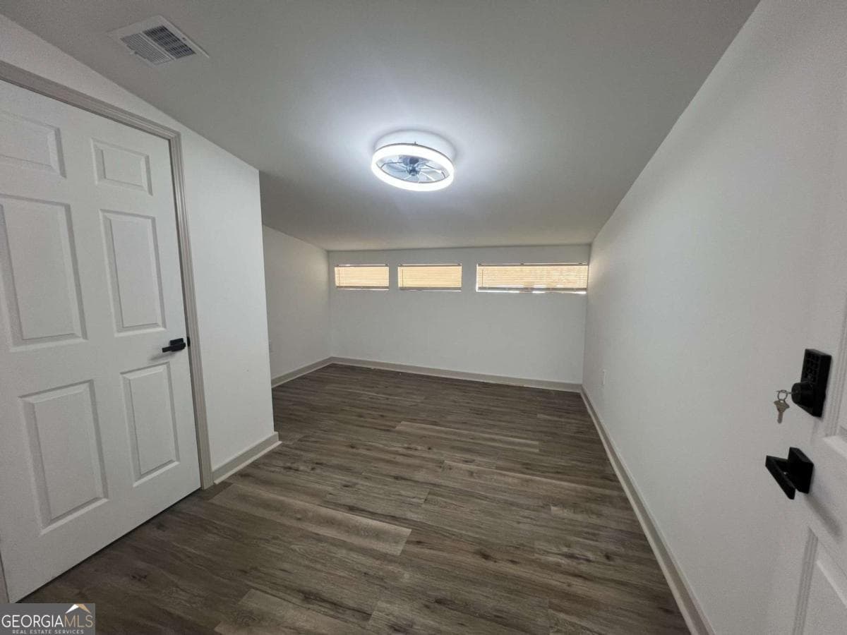 5 bedroom, 3 bathroom, 2,352 sq ft single family residence for rent at 5760 Penfield Place, Atlanta, GA 30349 for $3,200 a month — photo 10