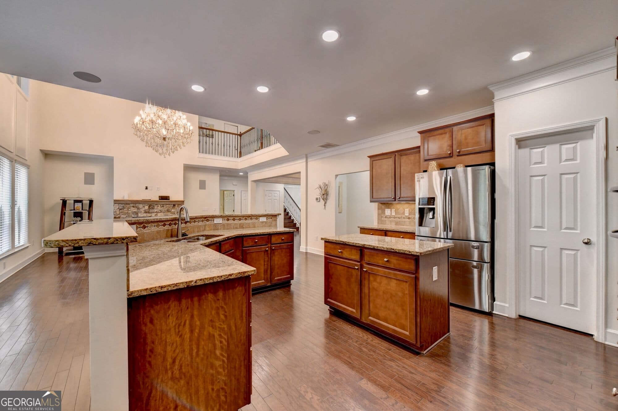 6 bedroom, 5 bathroom single family residence for rent at 2249 Larkspur Run Drive, Duluth, GA 30097 for $3,800 a month — photo 6