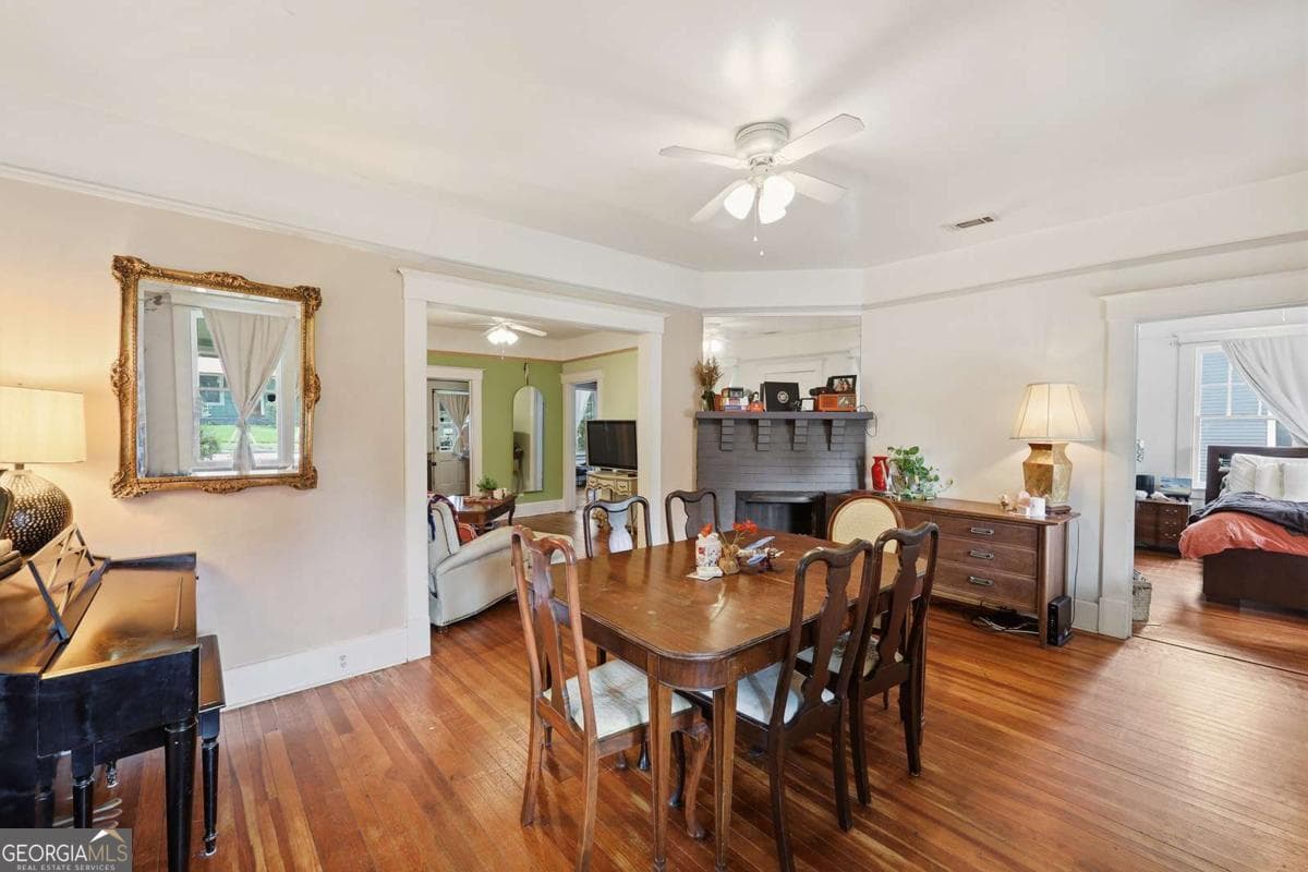 3 bedroom, 2 bathroom, 1,285 sq ft single family residence for sale at 1218 E 48Th Street, Savannah, GA 31404 — photo 6