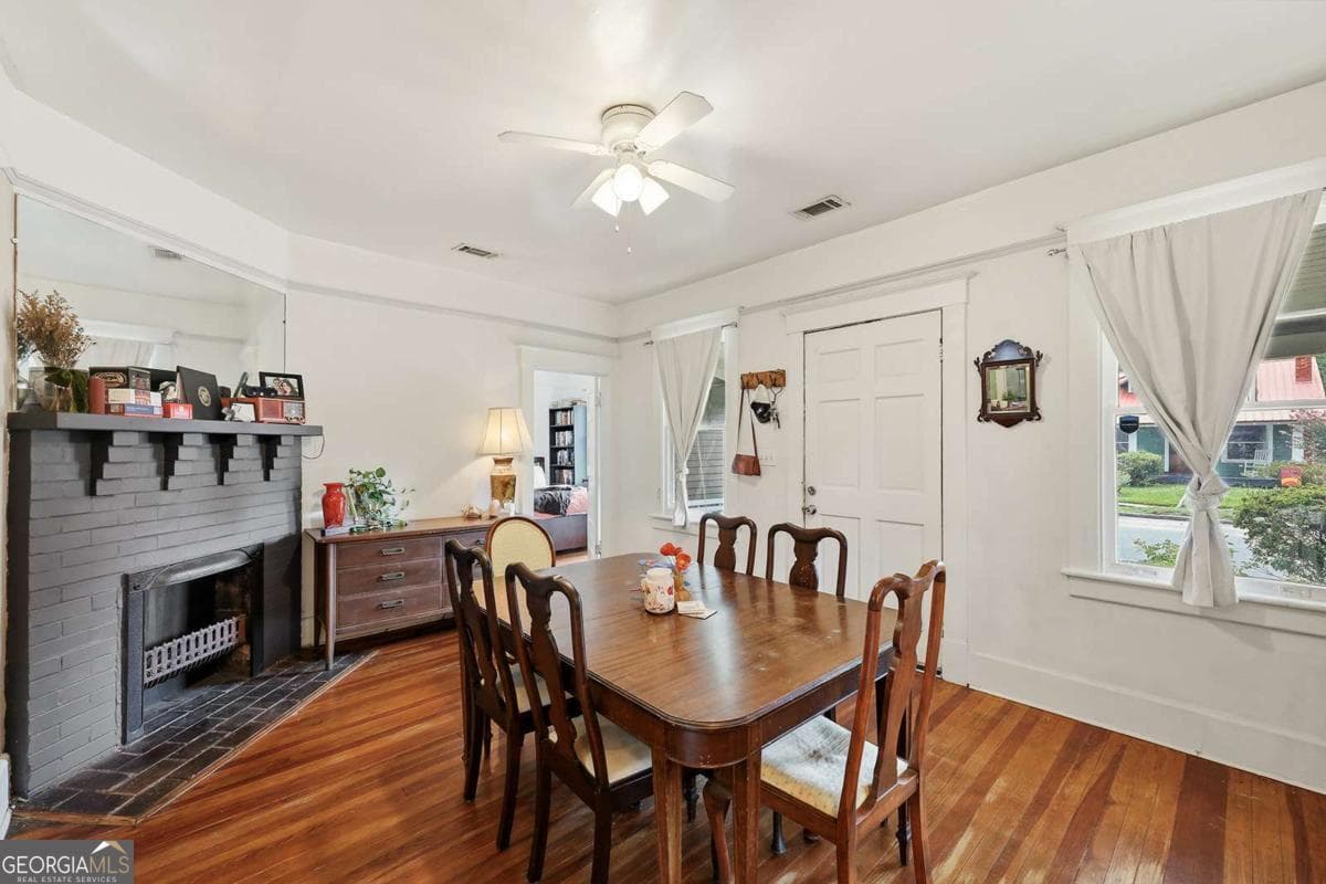 3 bedroom, 2 bathroom, 1,285 sq ft single family residence for sale at 1218 E 48Th Street, Savannah, GA 31404 — photo 7