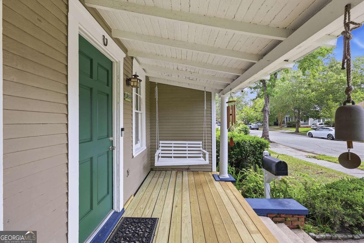 3 bedroom, 2 bathroom, 1,285 sq ft single family residence for sale at 1218 E 48Th Street, Savannah, GA 31404 — photo 3