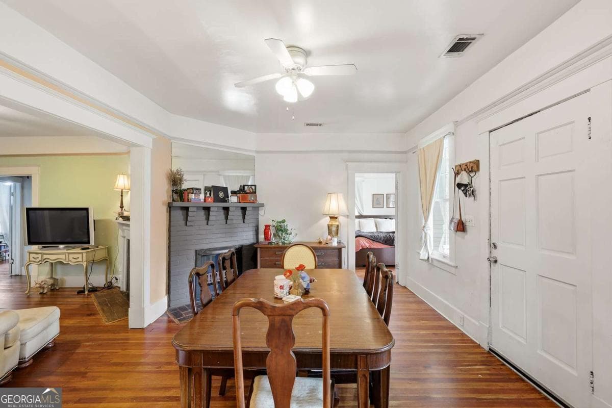 3 bedroom, 2 bathroom, 1,285 sq ft single family residence for sale at 1218 E 48Th Street, Savannah, GA 31404 — photo 9