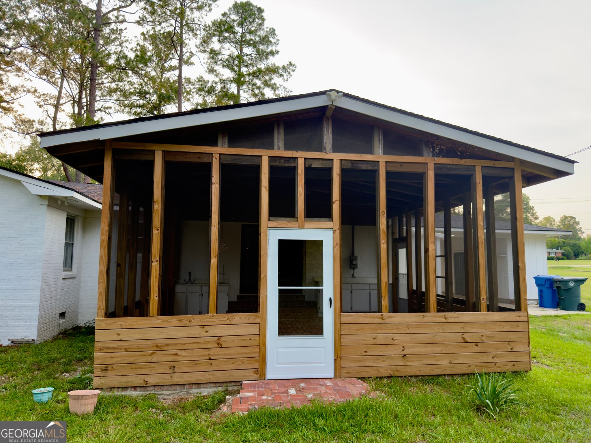 3 bedroom, 2 bathroom, 2,502 sq ft single family residence for rent at 223 Brookwood Drive, Dublin, GA 31021 for $2,400 a month — photo 8