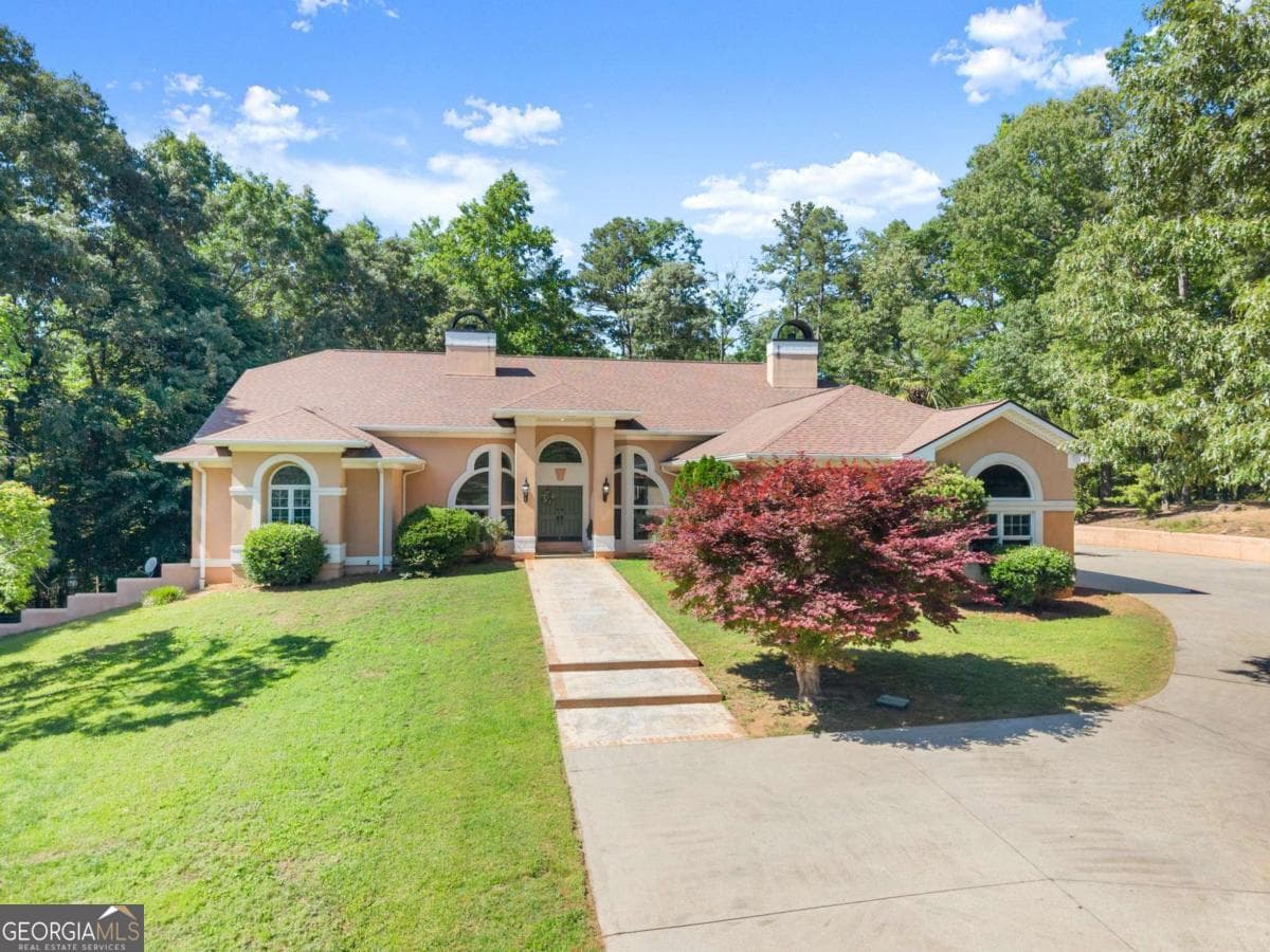 5 bedroom, 5 bathroom, 5,996 sq ft single family residence sold at 593 Cross Creek Drive, Toccoa, GA 30577