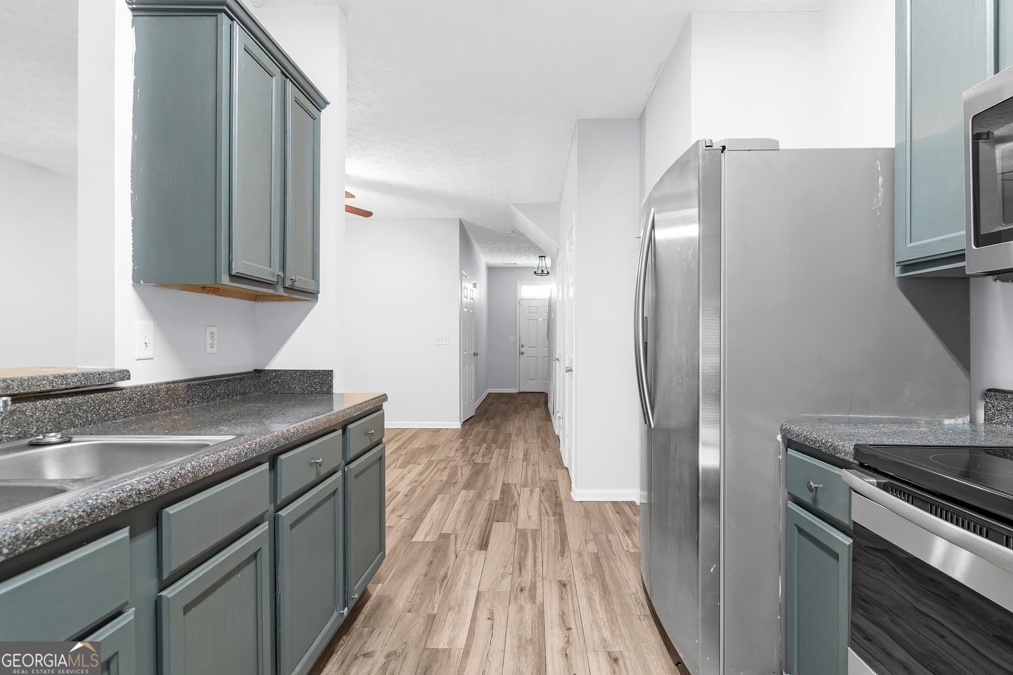 3 bedroom, 2.5 bathroom, 1,485 sq ft condominium for sale at 4119 Stone Trace Drive, Atlanta, GA 30344 — photo 10