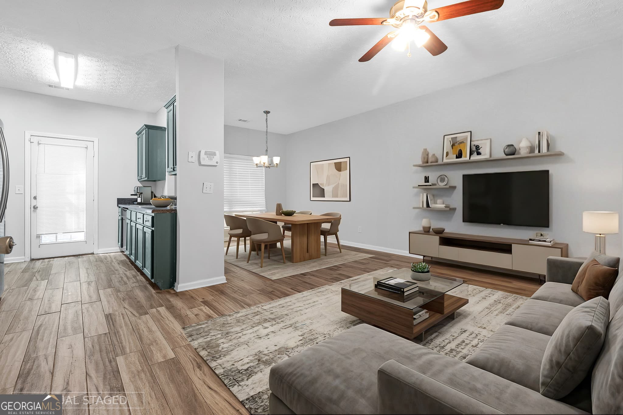 3 bedroom, 2.5 bathroom, 1,485 sq ft condominium for sale at 4119 Stone Trace Drive, Atlanta, GA 30344 — photo 4