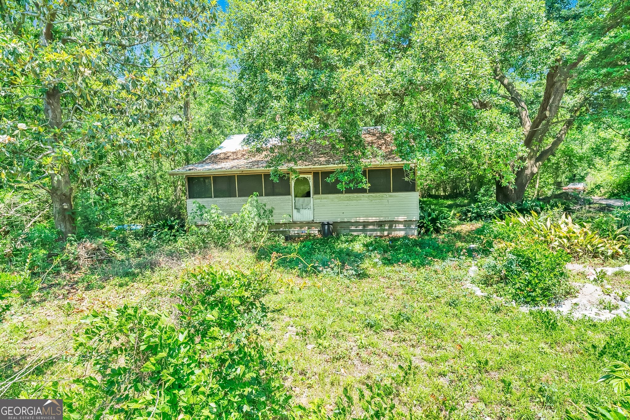 8 bedroom, 5 bathroom, 4,913 sq ft single family residence for sale at 124 Vidalia Road, Savannah, GA 31419 — photo 7