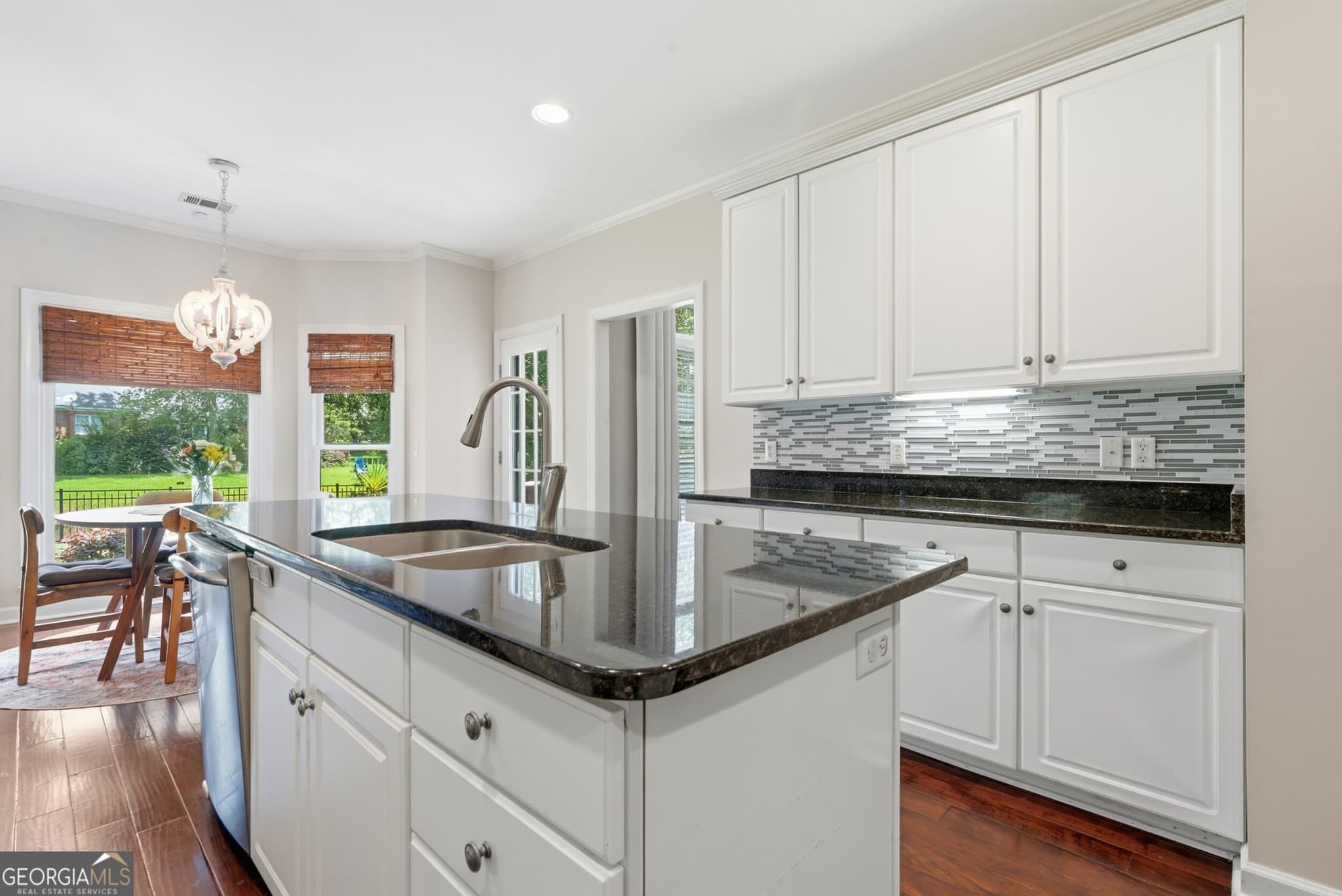 4 bedroom, 2 bathroom, 2,504 sq ft single family residence for sale at 12 Baymeadow Lane, Savannah, GA 31405 — photo 9