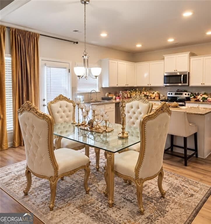 5 bedroom, 3 bathroom, 2,842 sq ft single family residence for sale at 197 Cabin Way, Hampton, GA 30228 — photo 6