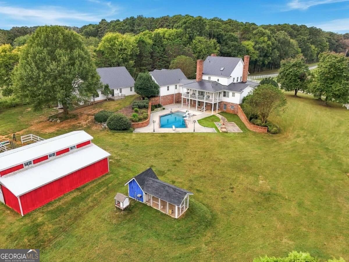 7 bedroom, 7.5 bathroom, 8,609 sq ft single family residence for sale at 171 School House Road, Calhoun, GA 30701 — photo 3