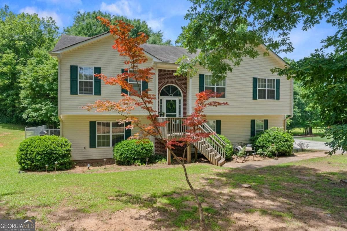 5 bedroom, 3 bathroom, 2,188 sq ft single family residence for sale at 223 Sawdust Trail, Nicholson, GA 30565