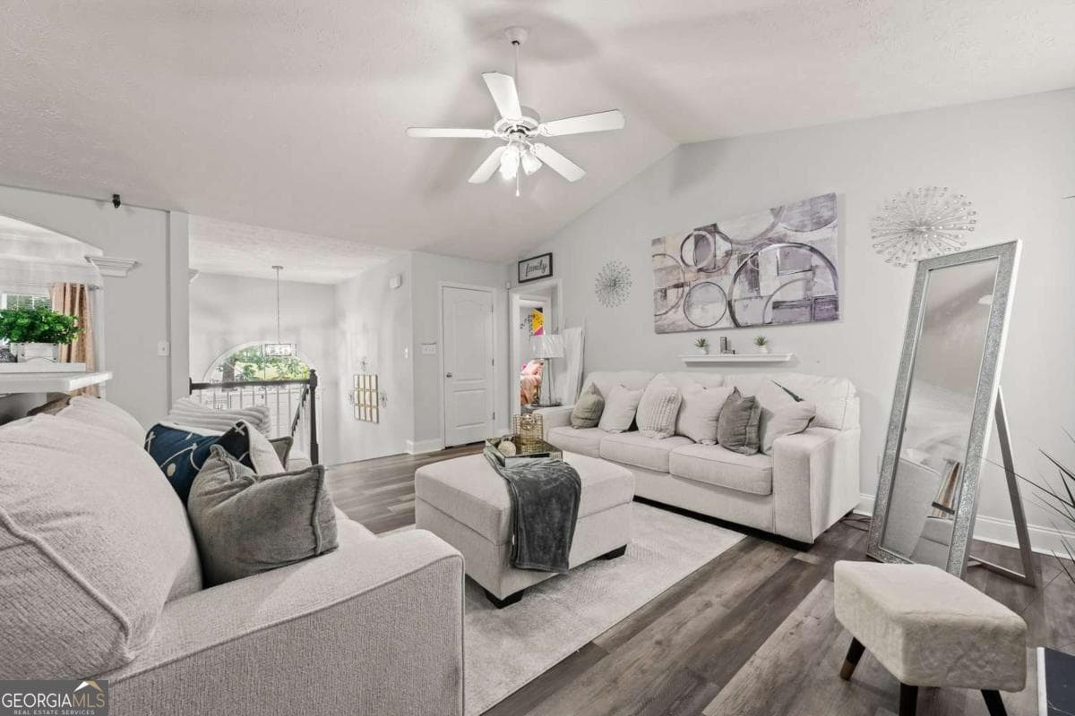 5 bedroom, 3 bathroom, 2,188 sq ft single family residence for sale at 223 Sawdust Trail, Nicholson, GA 30565 — photo 10