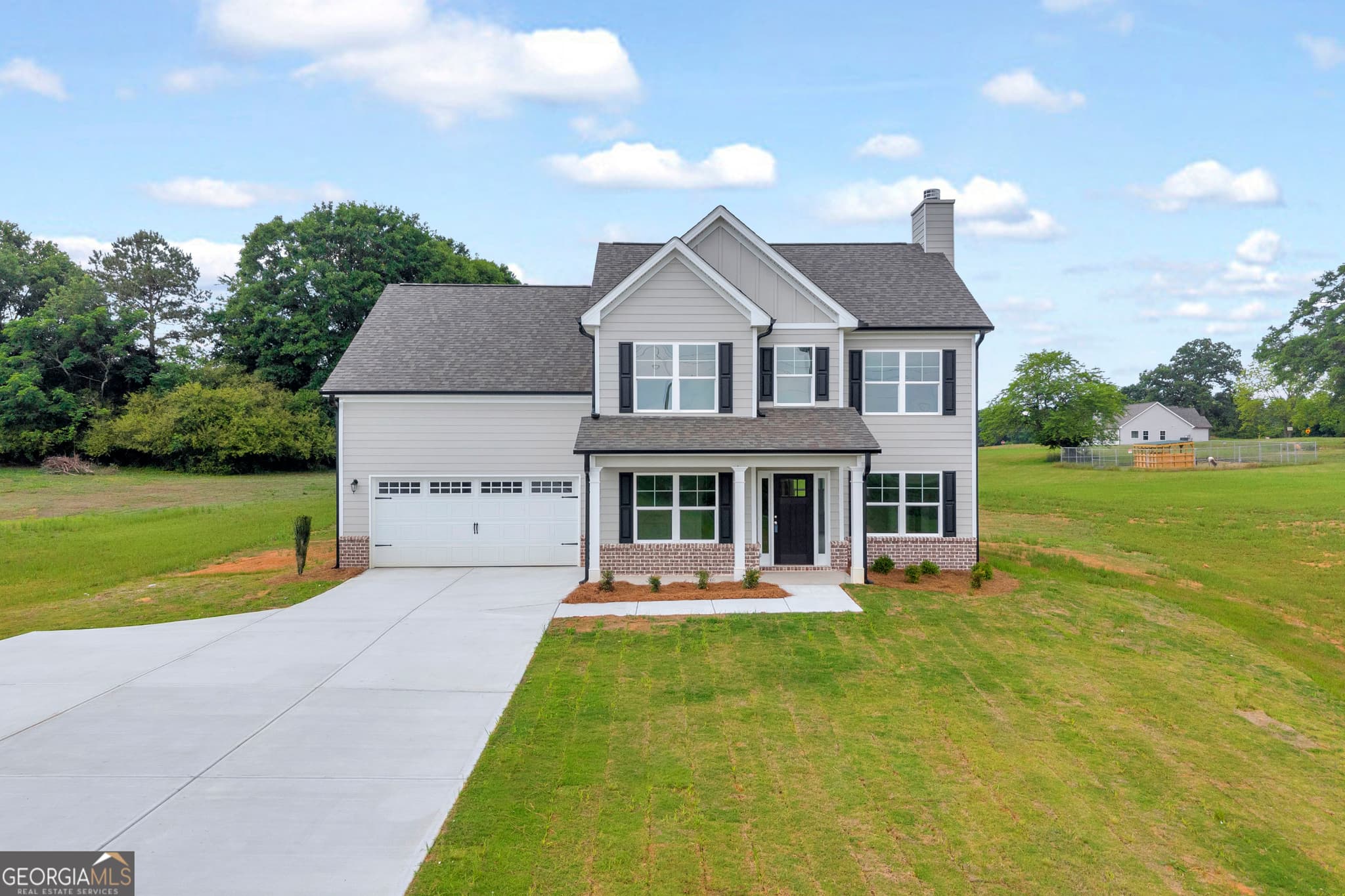 4 bedroom, 2.5 bathroom, 2,261 sq ft single family residence for sale at 1331 S Fairview Road, Lavonia, GA 30553