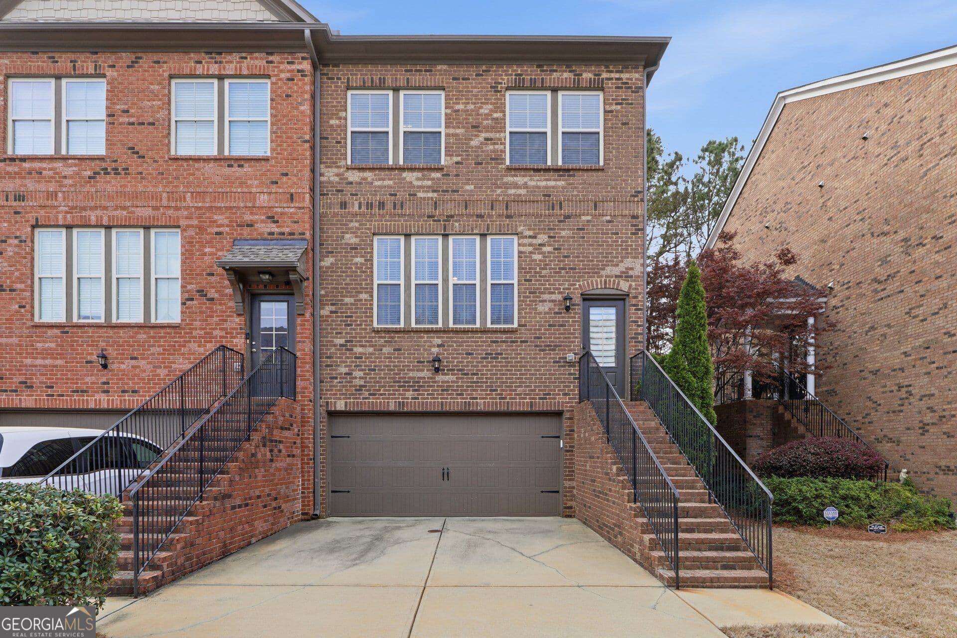 4 bedroom, 3.5 bathroom, 2,935 sq ft townhouse for sale at 2260 Ewell Park Drive, Lawrenceville, GA 30043 — photo 1 of 27