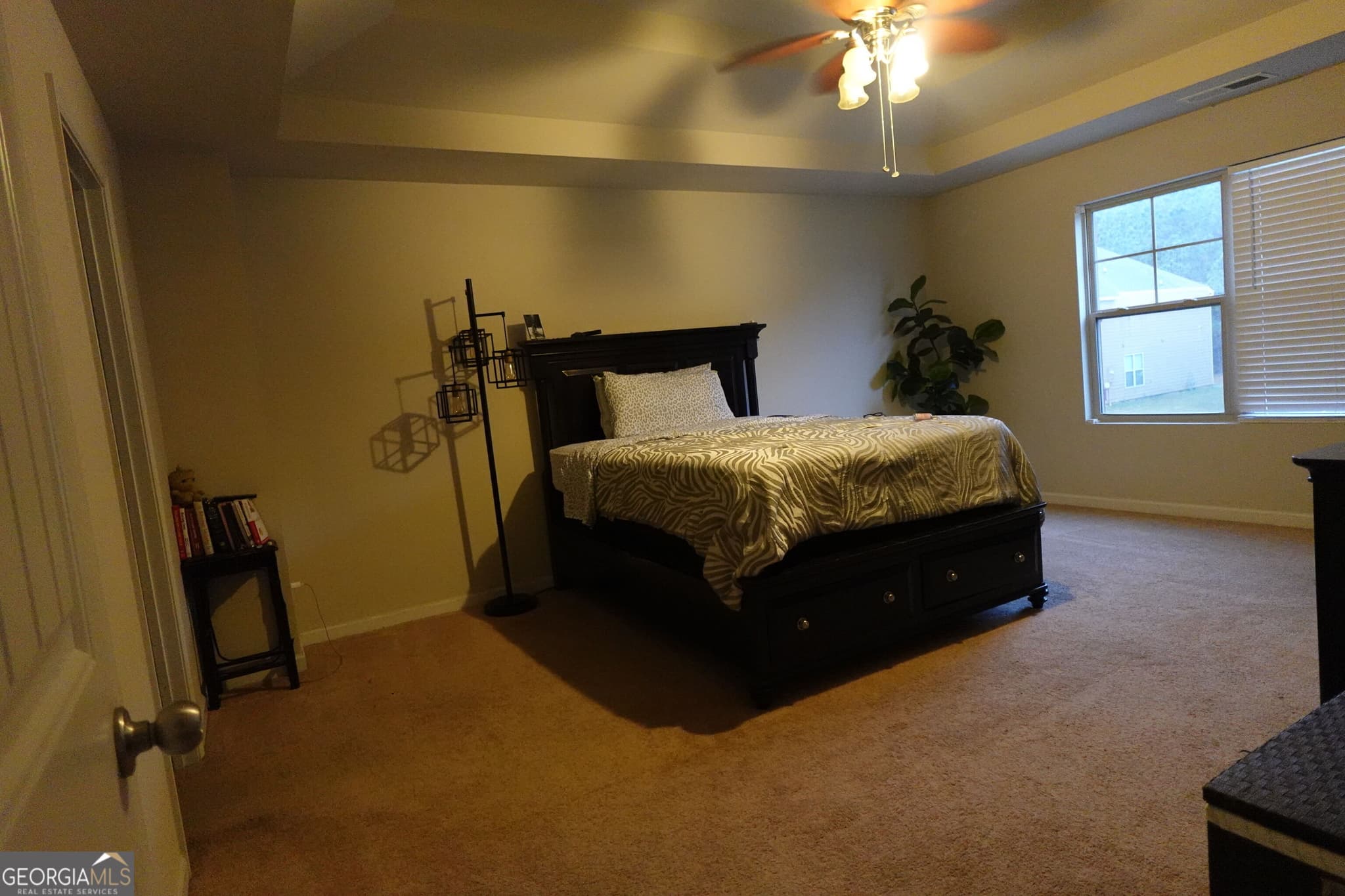 4 bedroom, 2.5 bathroom, 4,550 sq ft single family residence for rent at 9775 Ivey Ridge Circle, Jonesboro, GA 30238 for $2,350 a month — photo 4