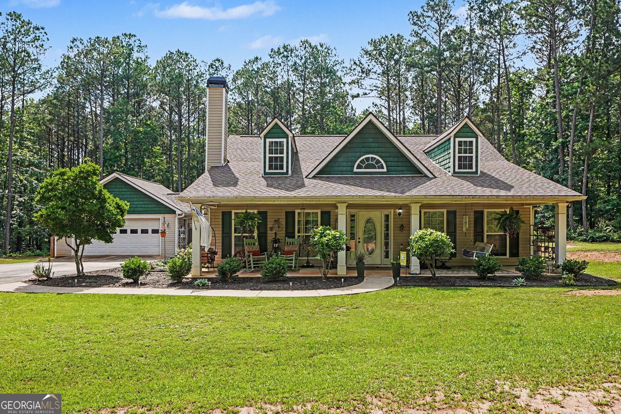 3 bedroom, 2 bathroom, 1,698 sq ft single family residence sold at 1808 Stallings Road, Senoia, GA 30276