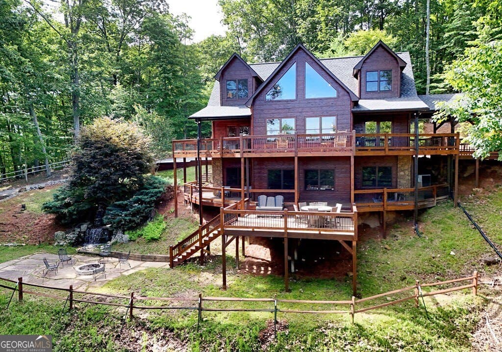 5 bedroom, 3.5 bathroom, 3,140 sq ft cabin,single family residence for sale at 71 High Country Lane, Morganton, GA 30560 — photo 5