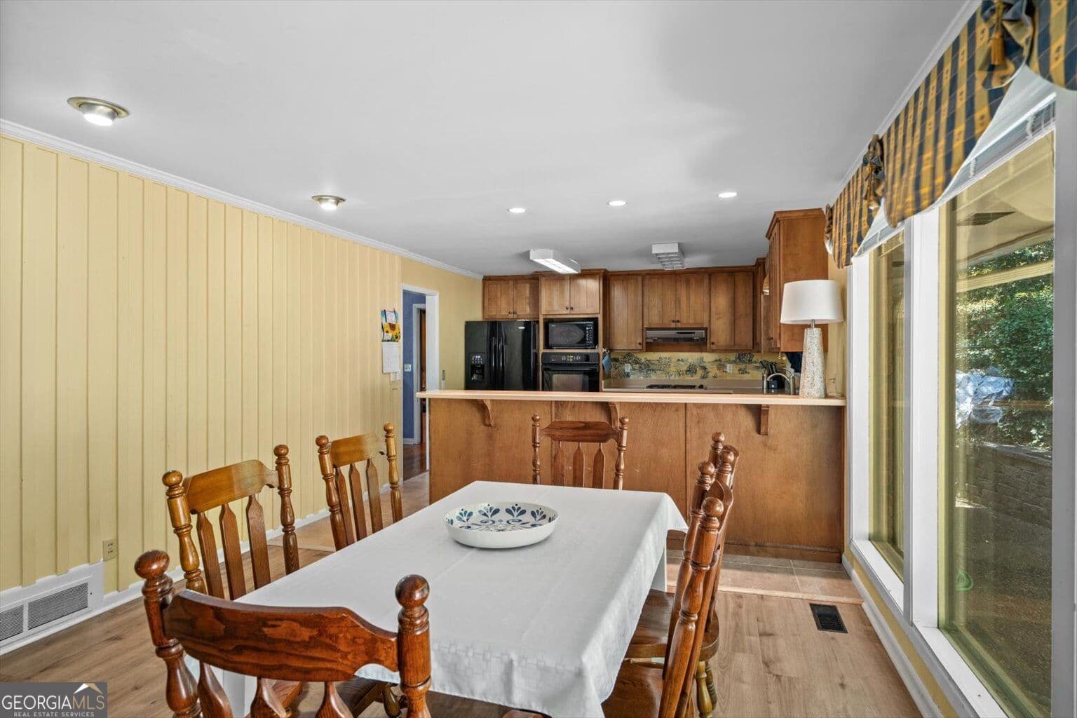 4 bedroom, 3 bathroom, 2,987 sq ft single family residence for sale at 1410 Sherwood Drive, Dalton, GA 30720 — photo 10