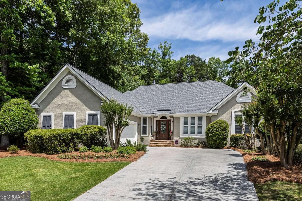 4 bedroom, 3.5 bathroom, 4,840 sq ft single family residence sold at 1104 Fox Creek Court, Woodstock, GA 30189