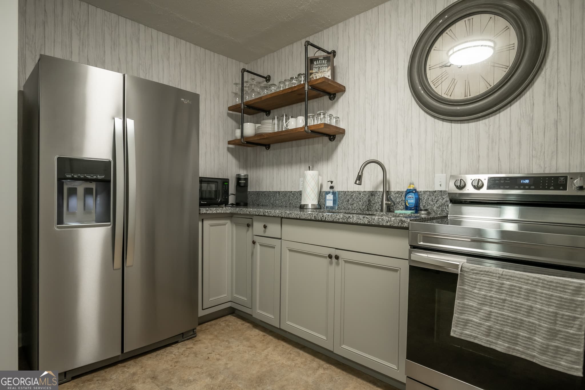 2 bedroom, 2 bathroom townhouse for rent at 880 College Avenue, Athens, GA 30601 for $1,200 a month — photo 6