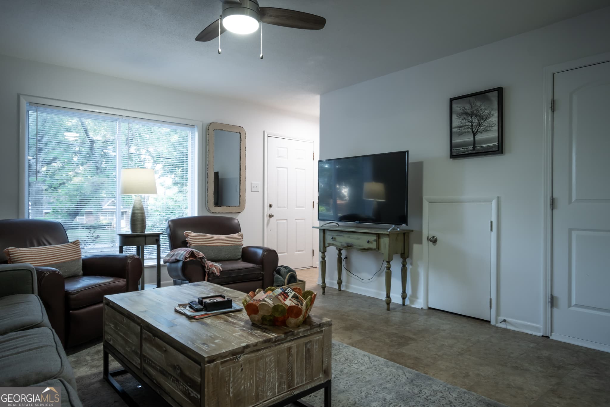 2 bedroom, 2 bathroom townhouse for rent at 880 College Avenue, Athens, GA 30601 for $1,200 a month — photo 4