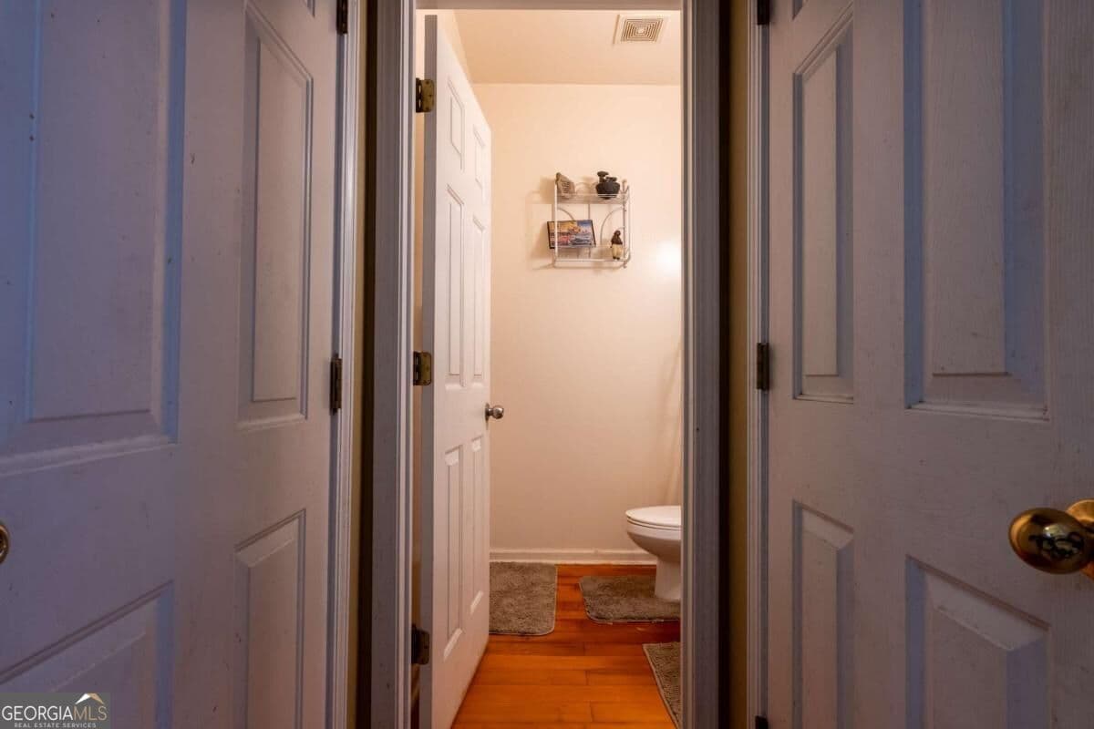 4 bedroom, 2.5 bathroom, 2,012 sq ft single family residence for sale at 485 Greyhawk Way, Fairburn, GA 30213 — photo 7