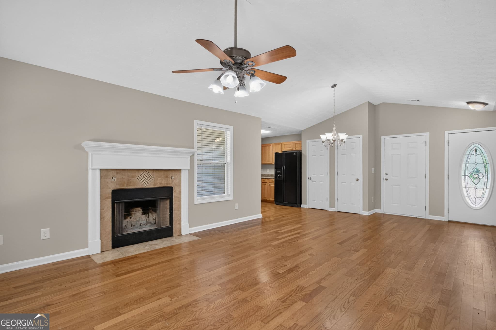 3 bedroom, 2 bathroom single family residence for rent at 253 Chardonnay Trace, Braselton, GA 30517 for $1,900 a month — photo 10