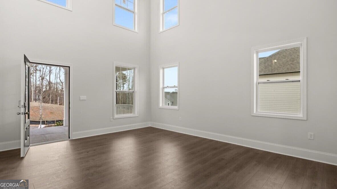 5 bedroom, 4 bathroom, 3,773 sq ft single family residence for sale at 5225 Thalley Creek Drive, Cumming, GA 30040 — photo 4