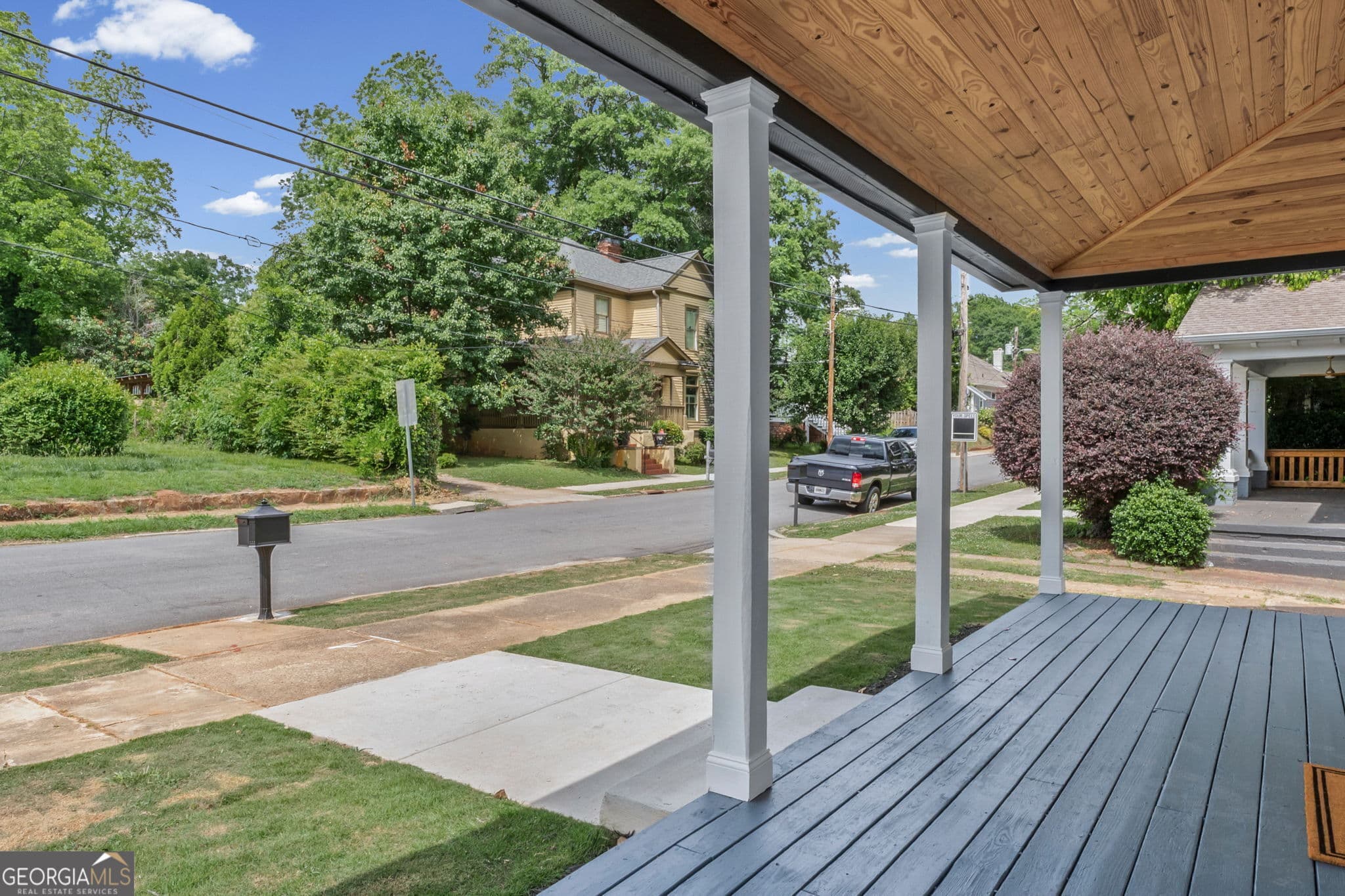 3 bedroom, 3 bathroom, 2,292 sq ft single family residence for rent at 14 Salbide Avenue, Newnan, GA 30263 for $2,950 a month — photo 5