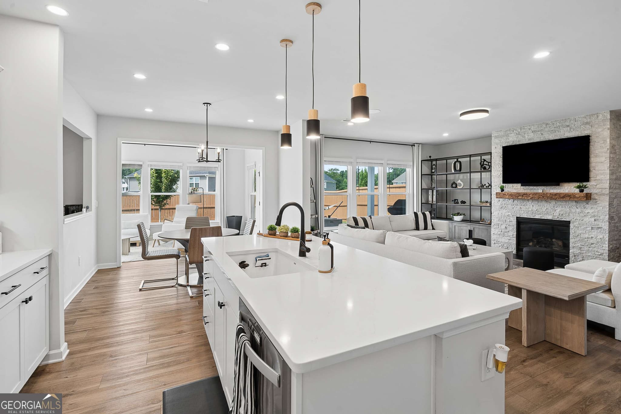 5 bedroom, 4 bathroom single family residence for sale at 619 Napier Pass, Peachtree City, GA 30269 — photo 8