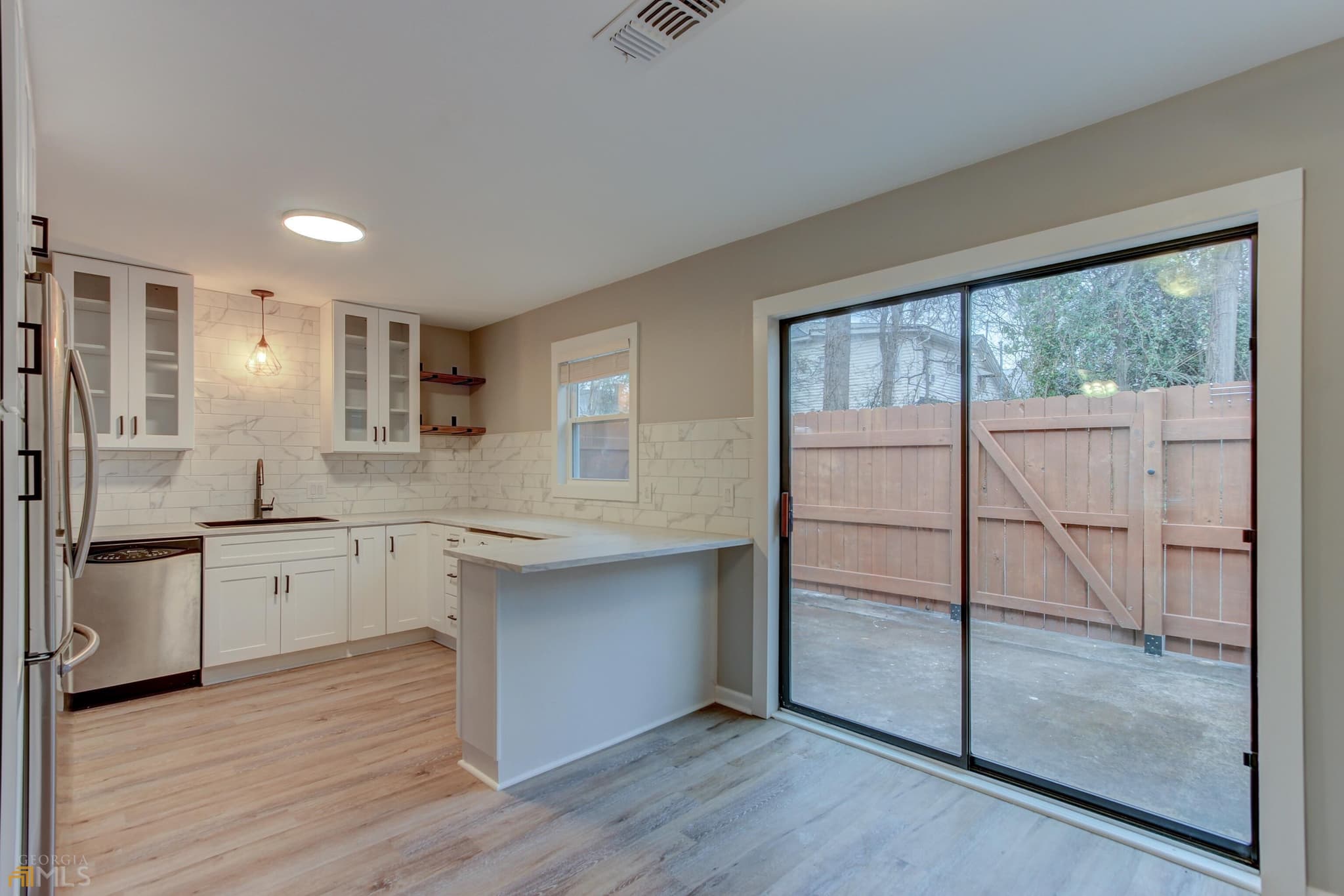 2 bedroom, 1 bathroom, 954 sq ft triplex for rent at 48 Clark Street 48, Newnan, GA 30263 for $1,595 a month — photo 7
