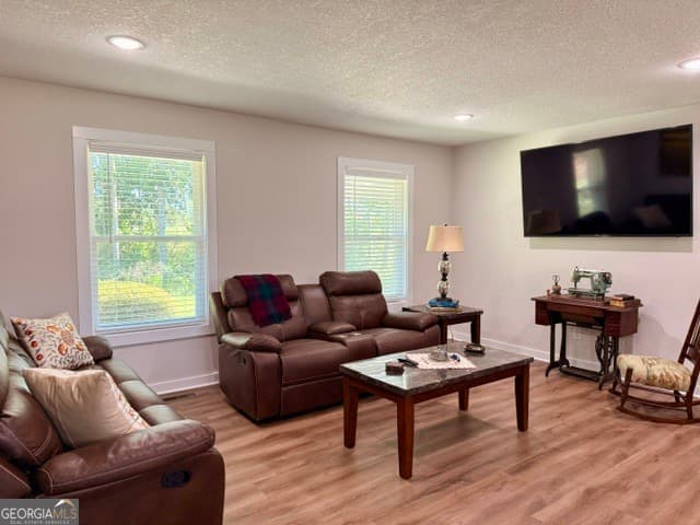 4 bedroom, 3 bathroom, 2,418 sq ft single family residence for sale at 1102 Morgan Road, Metter, GA 30439 — photo 8