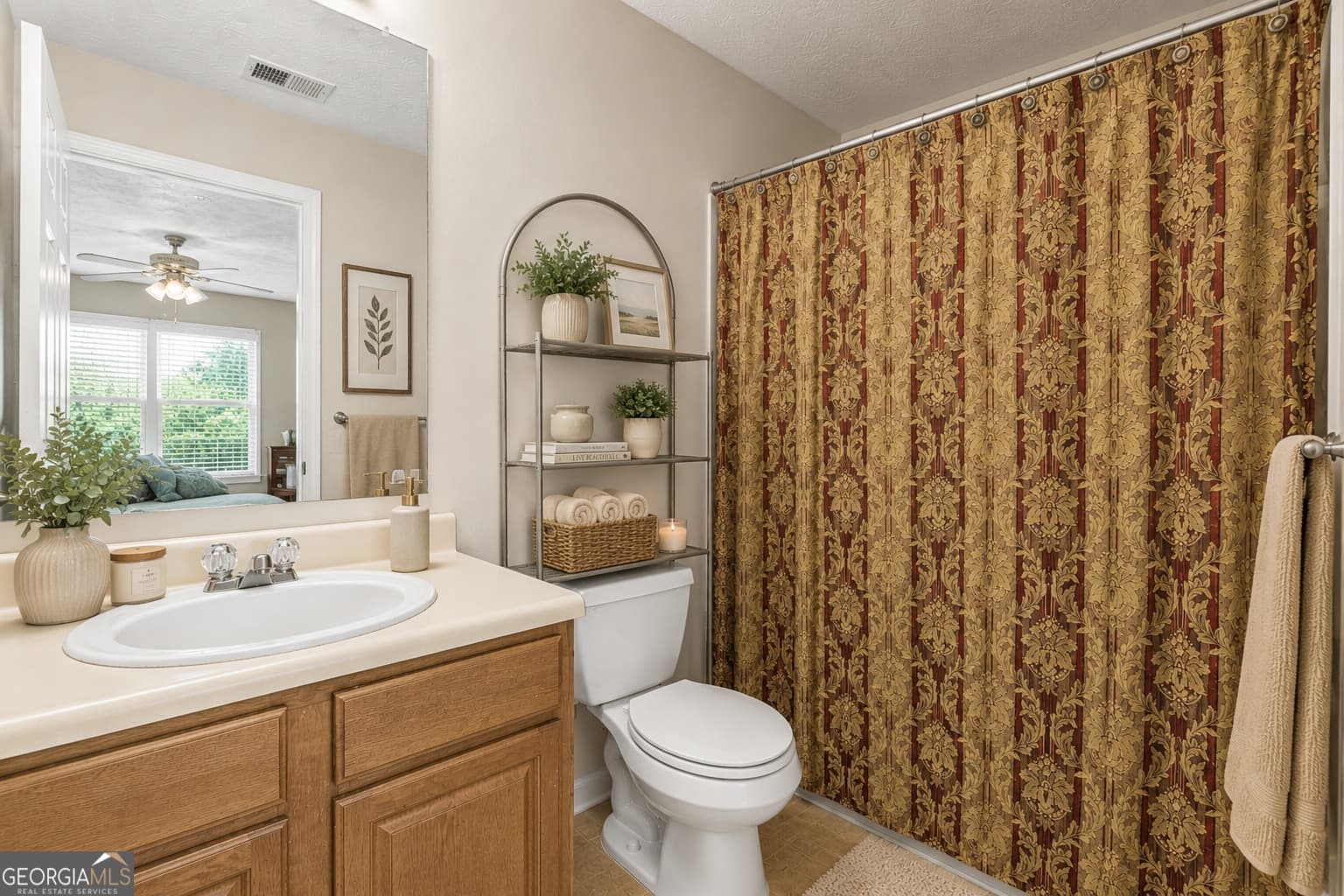 3 bedroom, 2 bathroom, 1,292 sq ft condominium for sale at 12303 Waldrop Place, Decatur, GA 30034 — photo 10