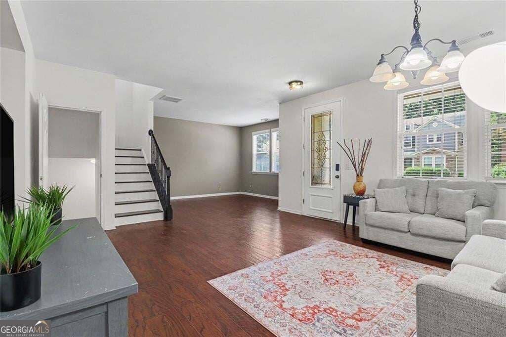 6 bedroom, 3.5 bathroom, 3,551 sq ft single family residence for sale at 6195 Park Leaf Walk, Buford, GA 30518 — photo 7