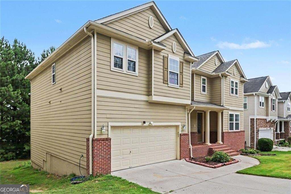 6 bedroom, 3.5 bathroom, 3,551 sq ft single family residence for sale at 6195 Park Leaf Walk, Buford, GA 30518 — photo 5
