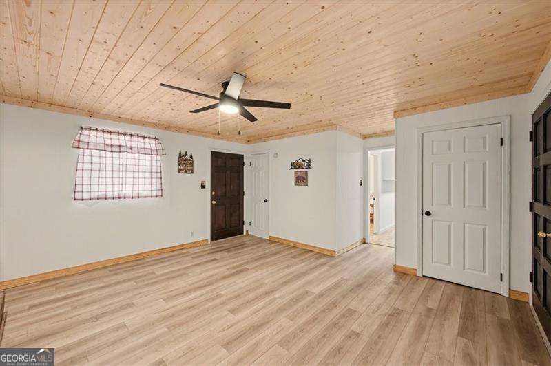 1 bedroom, 1 bathroom, 544 sq ft cabin,single family residence for sale at 68 Hawk Lane, Ellijay, GA 30540 — photo 9