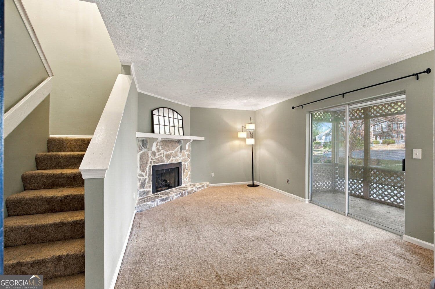 2 bedroom, 2.5 bathroom, 1,292 sq ft condominium for sale at 271 Quail Run, Roswell, GA 30076 — photo 3