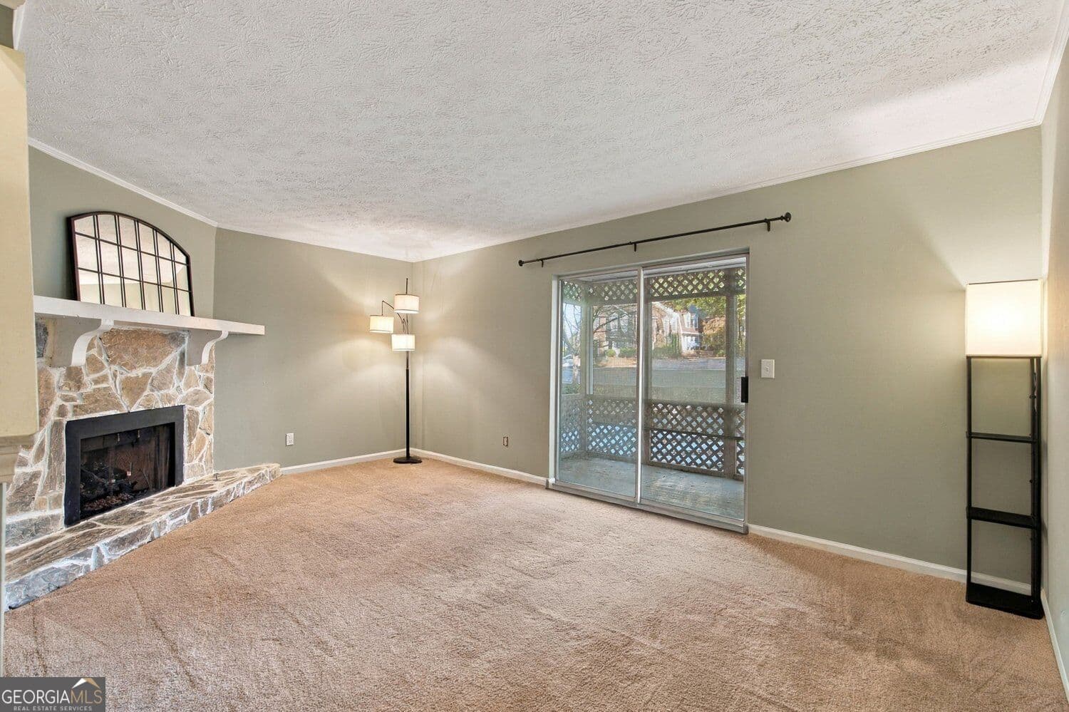 2 bedroom, 2.5 bathroom, 1,292 sq ft condominium for sale at 271 Quail Run, Roswell, GA 30076 — photo 4