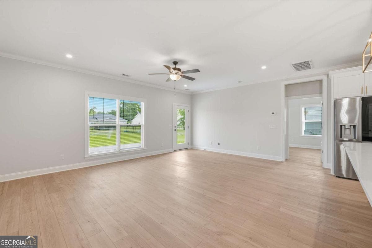 4 bedroom, 2 bathroom, 1,663 sq ft single family residence for sale at 93 Ennis Road, Pembroke, GA 31321 — photo 6
