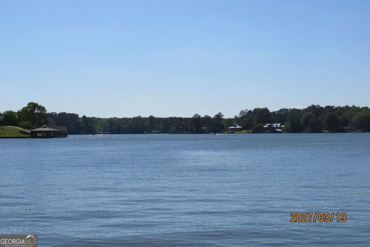 4 bedroom, 2 bathroom manufactured home,single family residence for sale at 117 Doe Trail, Sparta, GA 31087 — photo 6